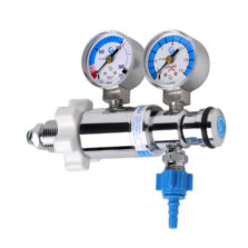 G102 – Pressure regulator with flow meter gauge